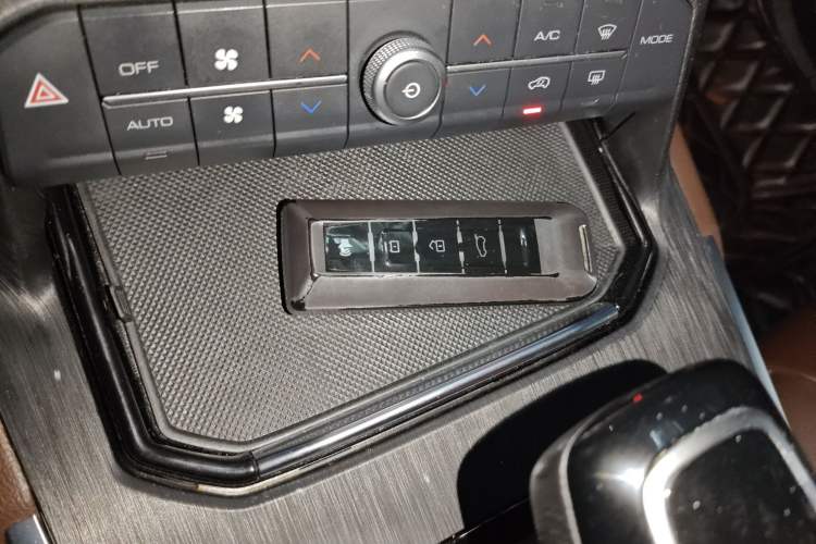 Used Wey VV7 2017 VV7c 2.0T Flagship Model
