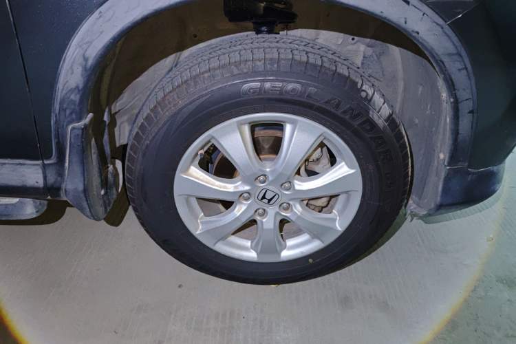 Used Honda CR-V 2012 2.0L two-wheel drive urban version
