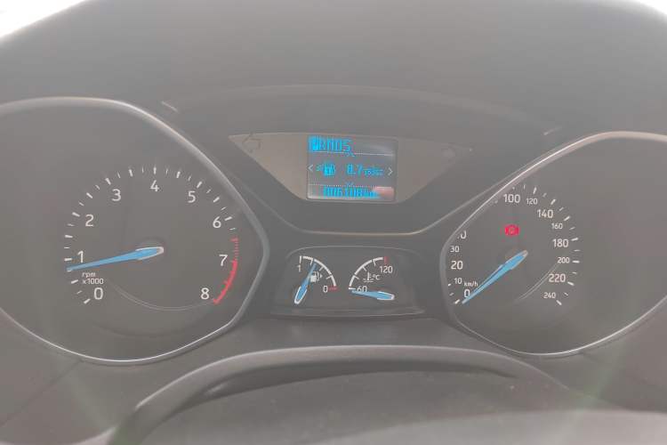 Used Ford Focus 2017 Hatchback 1.6L Automatic Fashion Edition Smart Drive Version