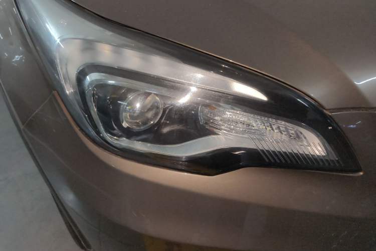 Used Buick Envision 2016 20T Two-Wheel-Drive Elite Model