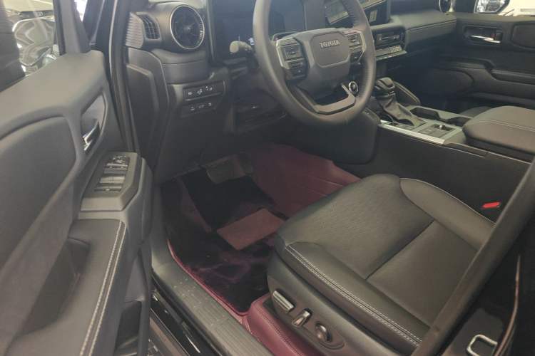 Used Toyota Prado 2025 2.4T All-Weather TX Version 5 Seats