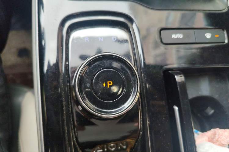 Used AION S Plus 2021 80 Ultra-Long Range Edition Gear Lever