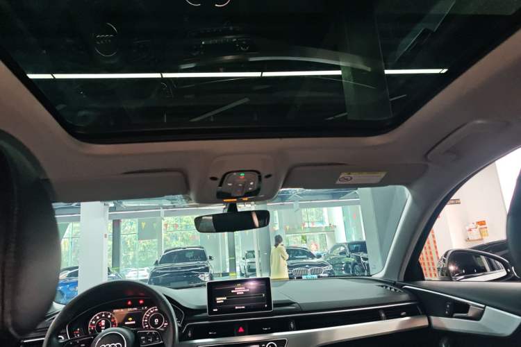 Used Audi A4L 2019 40 TFSI Fashion Edition China VI Emission Standard
