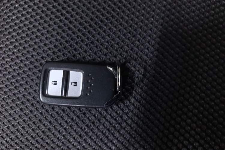 Used Honda Jade 2016 1.8L Automatic Comfort Elite Version 5 Seats
