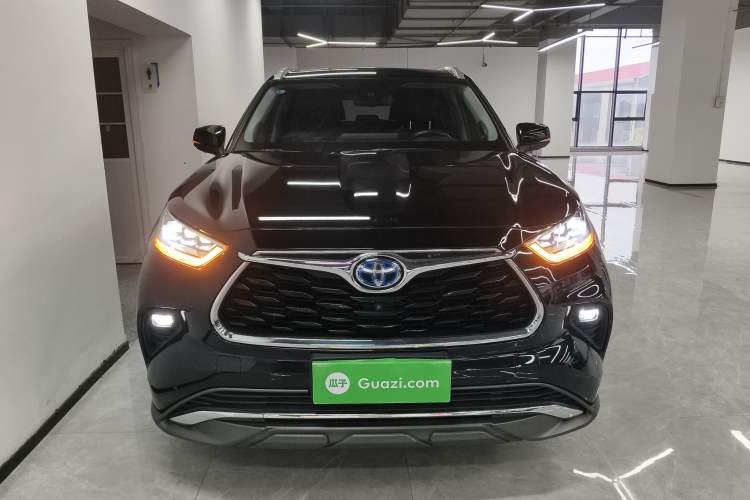 Used Toyota Highlander 2022 Dual-Engine 2.5L Four-Wheel Drive Supreme Edition 7-Seater
