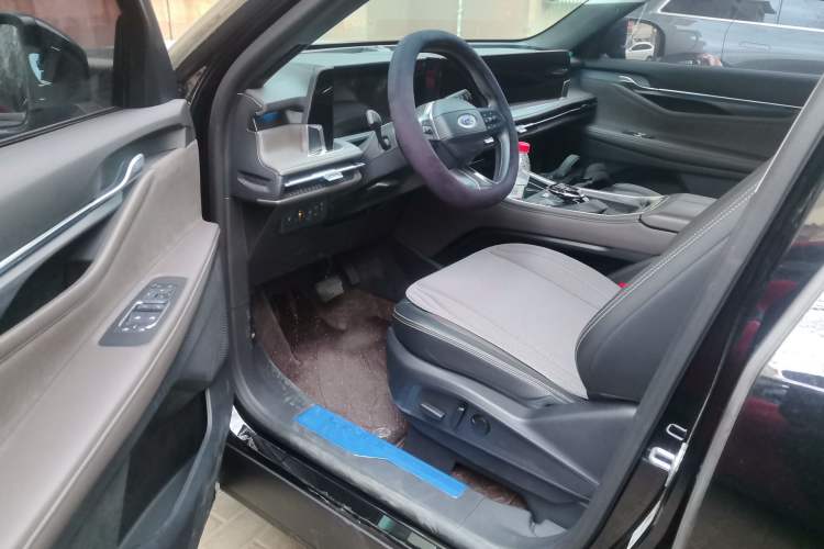 Used Ford Edge 2025 Ford Explorer L 2.0T EcoBoost Four-Wheel Drive 7-Seater Supreme Model Driver Seat