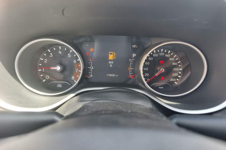 Used Jeep Compass 2017 200T Automatic Family Edition