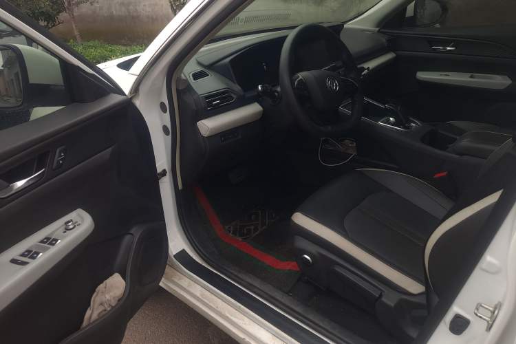 Used Dongfeng Aeolus E70 2021 Revised Version 360H Battery-Swap Edition