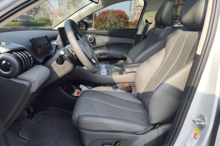 Used BYD Yuan PLUS 2025 Intelligent Driving Version 430 KM Beyond-Range Edition
