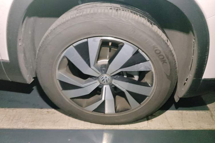 Used Volkswagen Tayron 2020 330TSI Two-Wheel Drive Luxury Smart Connectivity Version