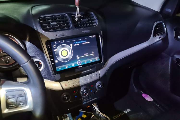 Used Dodge Journey 2013 3.6L Four-Wheel Drive Flagship Edition
