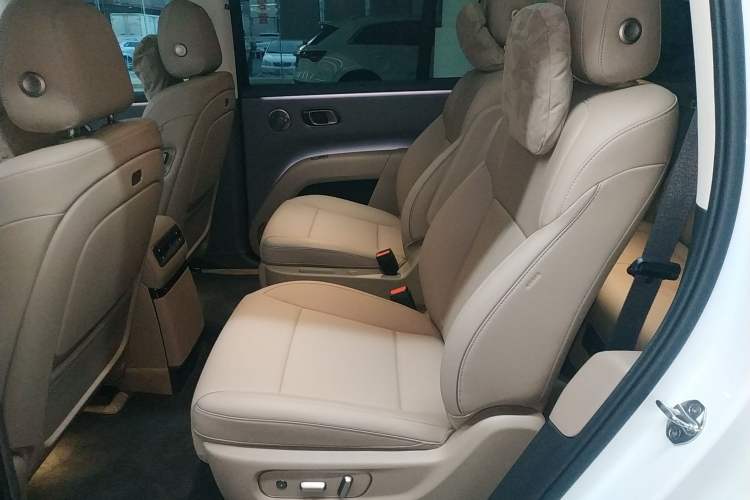 Used Li Auto i8 2025 Model Standard Version