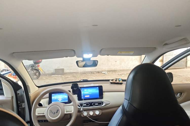 Used Wuling Hongguang MINIEV 2025 Four-Door Version Zhenxiang+ Edition Headliner