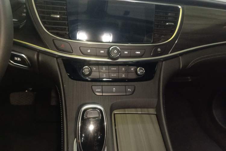 Used Buick LaCrosse 2021 652T Luxury Model