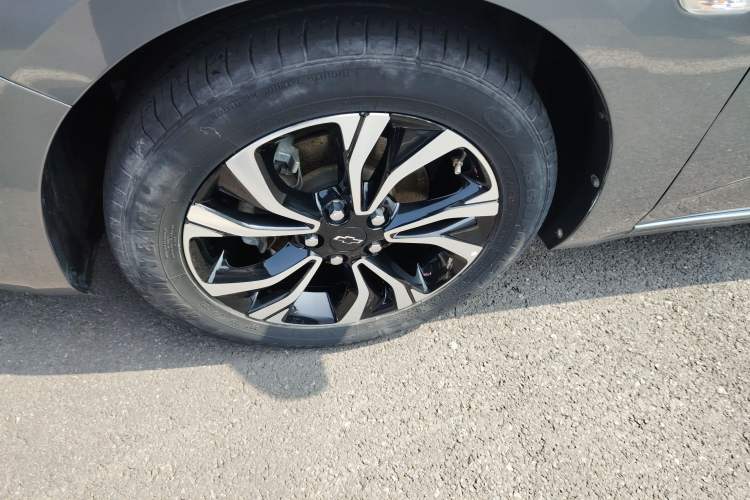 Used Chevrolet Monza 2019 RS 330T Automatic Comfort Edition China VI Standard