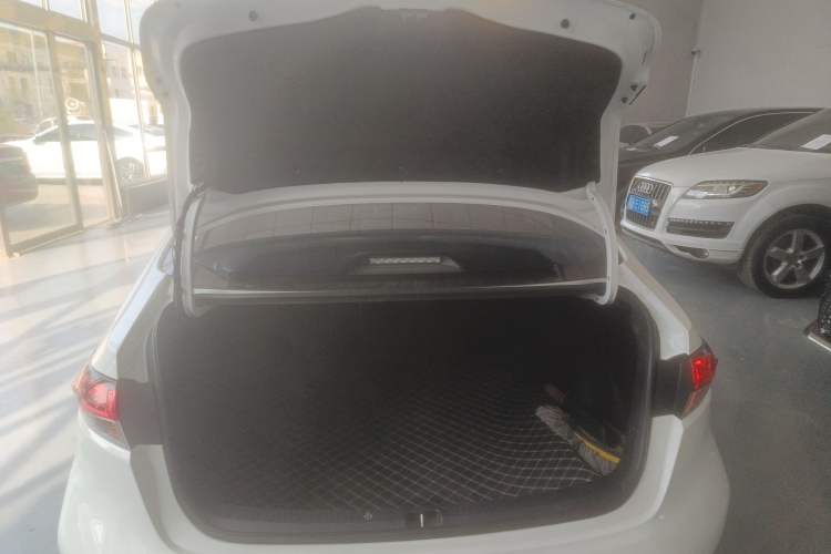 Used Toyota Levin 2023 Smart Electric Hybrid Dual-Engine 1.8L Leading Edition