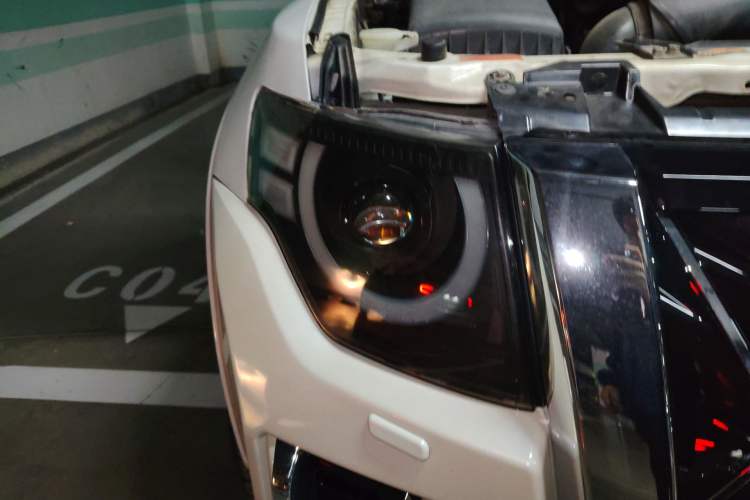 Used Mitsubishi Pajero 2018 3.0L Automatic Comfort Edition Exterior 3