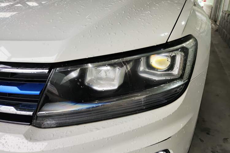 Used Volkswagen Tiguan L 2017 330TSI Automatic Two-Wheel Drive Luxury Edition