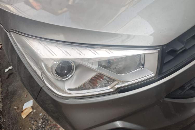 Used Wuling Hongguang S3 2019 1.5L Manual Standard Version China VI Standard
