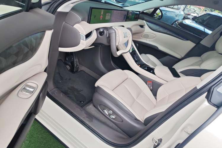 Used IM LS6 2023 Max Standard Edition Driver Seat