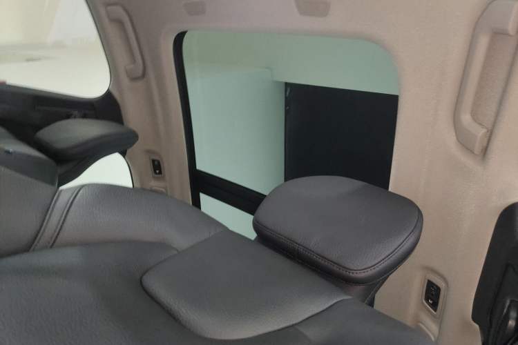 Used Volvo XC60 2019 T5 4x4 Smart Edition China V Standard Headliner