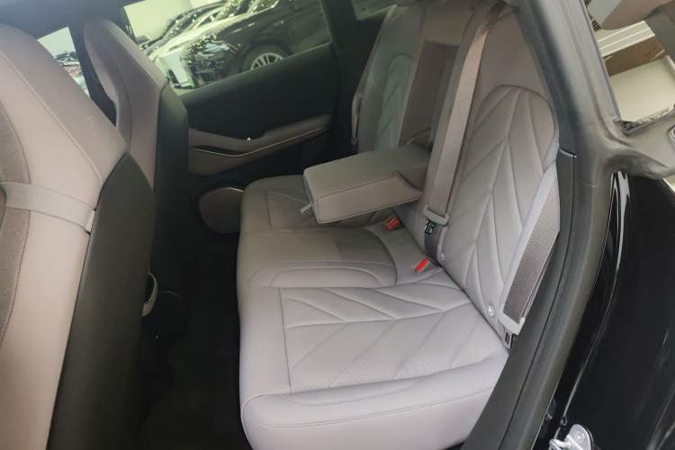 Used Nio ET5T 2024 75kWh Touring