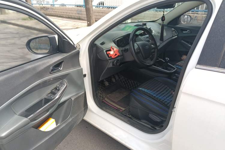 Used Ford Escort 2015 1.5L Manual Fashion Edition