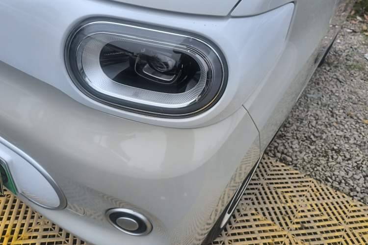 Used Wuling Hongguang MINIEV 2024 3rd Generation 215km Youth Edition Left Front Headlight