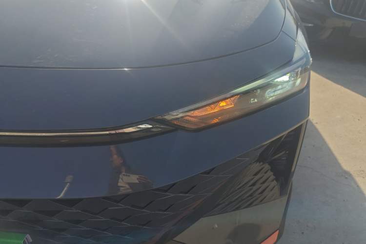 Used Changan UNI-V 2024 1.5T Prestige Sport Edition
