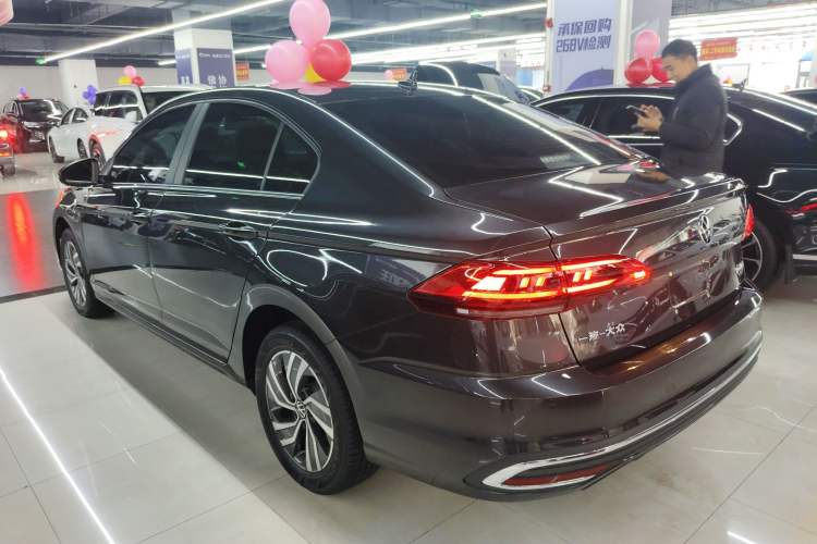 Used Volkswagen Bora 2025 Facelifted 200TSI DSG Yuexing Navigation Edition