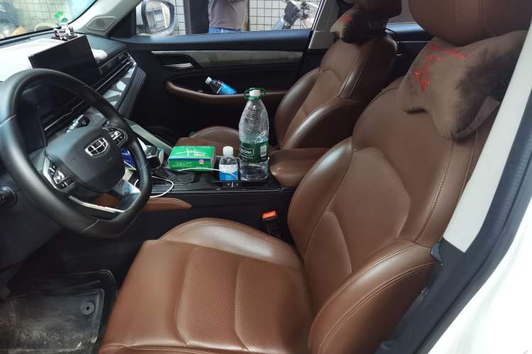 Used Geely Auto Vision X6 2021 PRO 1.4T Automatic Prestige Model