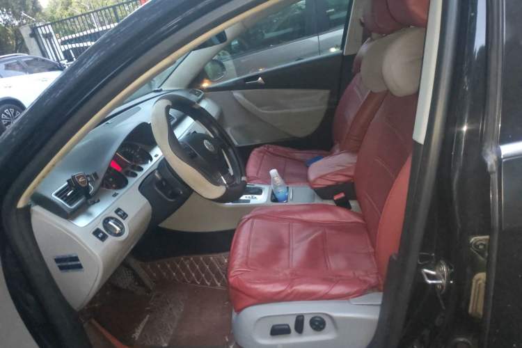 Used Volkswagen Magotan 2011 1.8TSI DSG Comfort Model
