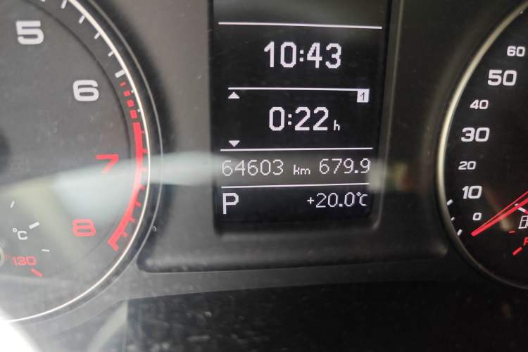 Used Audi Q3 2018 30 TFSI Fashion Edition Collector's Version Odometer Close Up