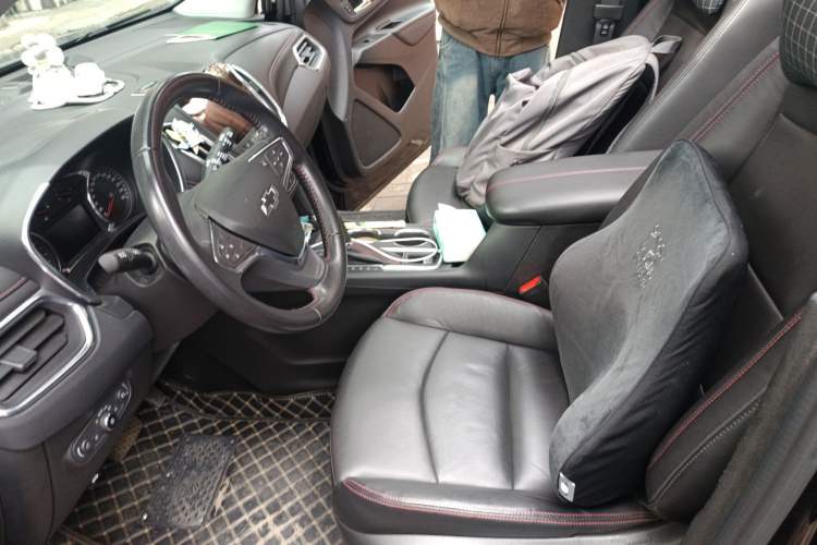 Used Chevrolet Equinox 2019 Redline 550T Automatic All-Wheel-Drive RS Model China VI Standard