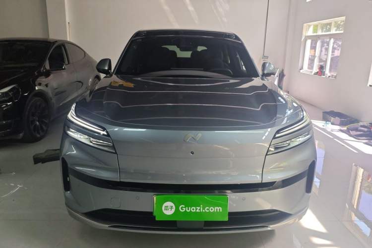 Used ONVO Luxeed L90 2025 Model—Ultra Six-Seater Version
