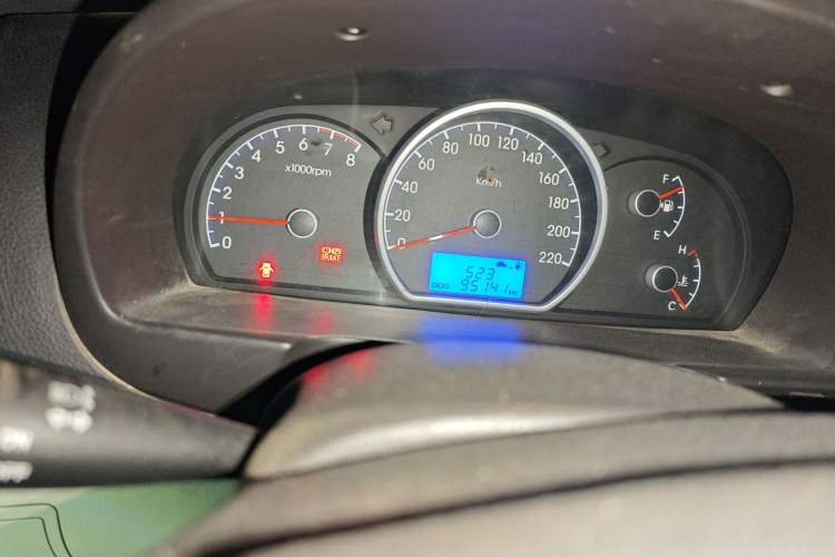 Used Hyundai Celesta 2011 1.6L Manual Luxury Model
