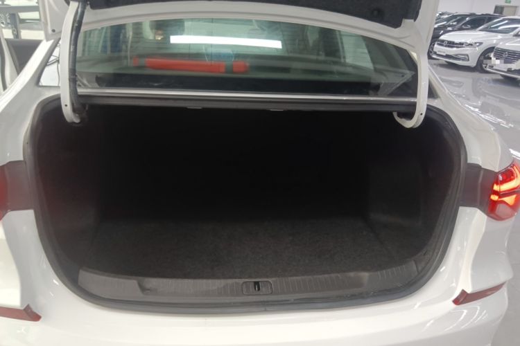 Used Chevrolet Monza 2019 RS 330T Automatic Comfort Edition China VI Standard Trunk