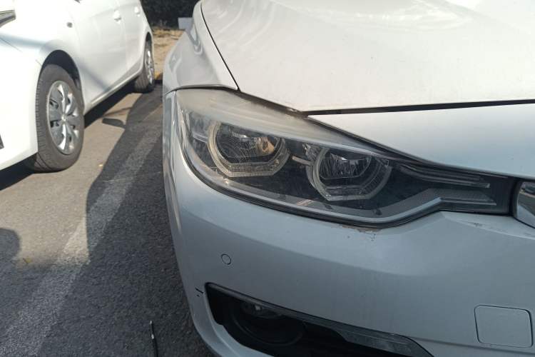 Used BMW 3 Series 2016 320Li Ambition Model
