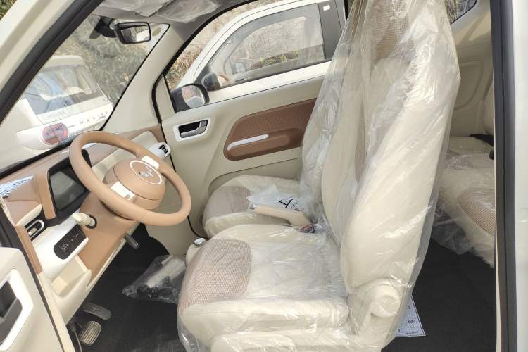 Used Wuling Hongguang MINIEV 2024 3rd Generation 215km Youth Edition
