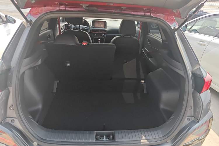 Used Hyundai ENCINO 2019 1.6T Iron Man Edition Trunk