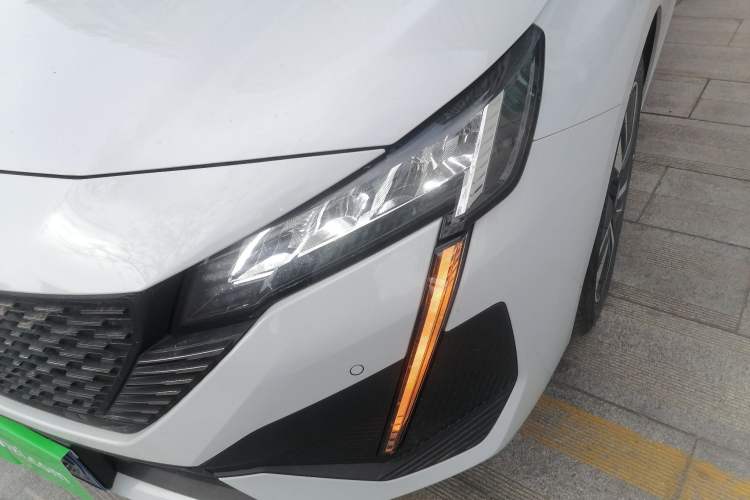 Used Peugeot 408 2024 360THP "Da Da" Model – Latou Edition Left Front Headlight