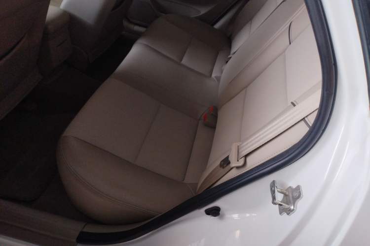 Used Buick Excelle 2015 1.5L Automatic Classic Model