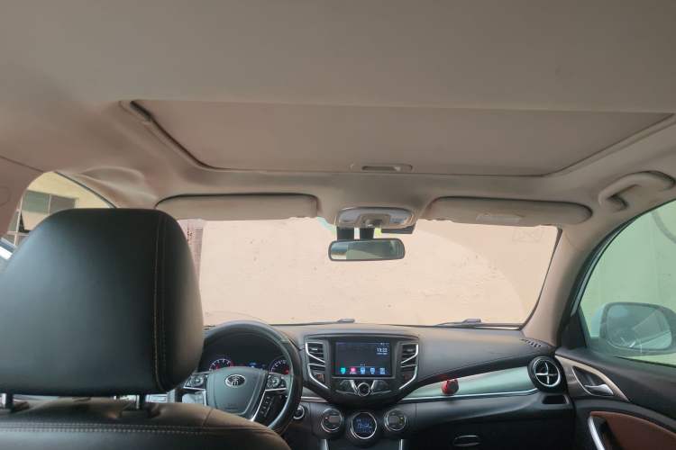 Used BYD Song 2016 GaiShi Edition 1.5TI Manual Elite Model