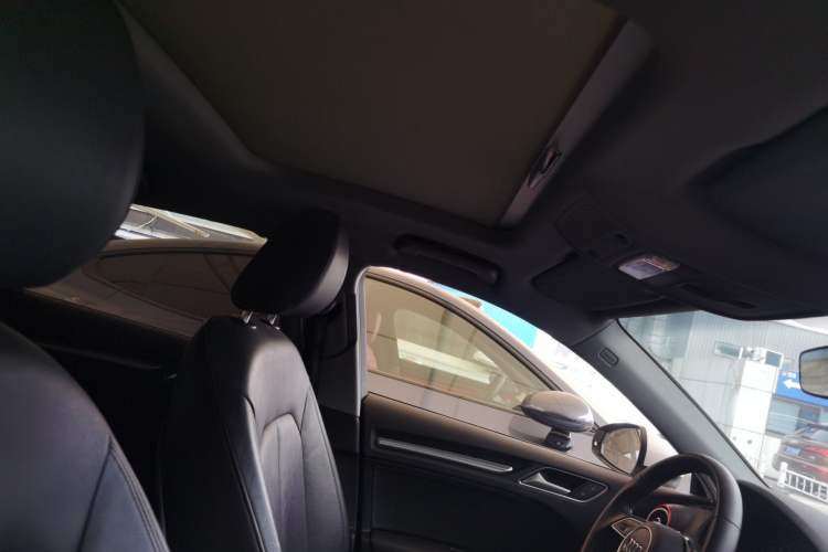 Used Audi A3 2020 Sportback 35 TFSI Style Edition China VI Emission Standard Headliner