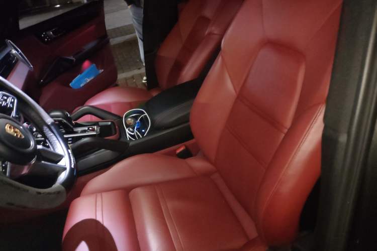 Used Porsche Cayenne 2019 Cayenne Coupé 3.0T
