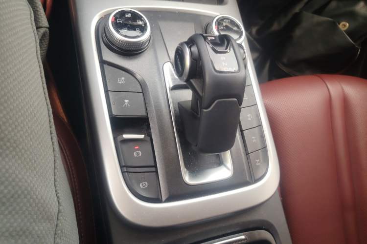 Used Tank 300 2024 2.0T Conqueror Gear Lever