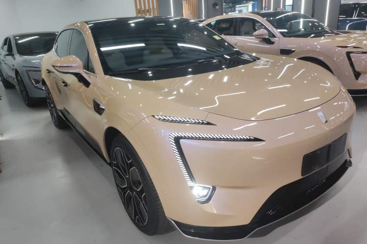 Used Avatr 11 2024 630 Rear-Wheel Drive Edition with Three Lasers