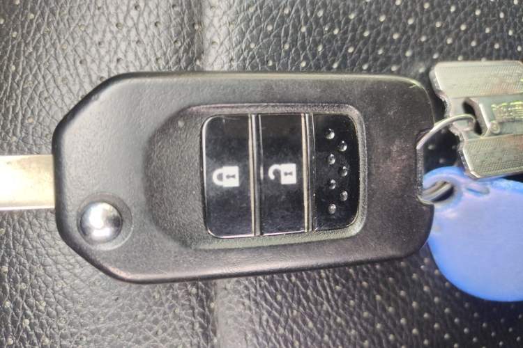 Used Honda CR-V 2021 240TURBO CVT 2WD Comfort Version Vehicle Key