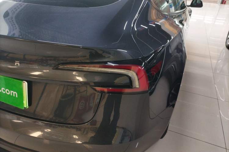 Used Tesla Model 3 2023 Rear-Wheel-Drive Version