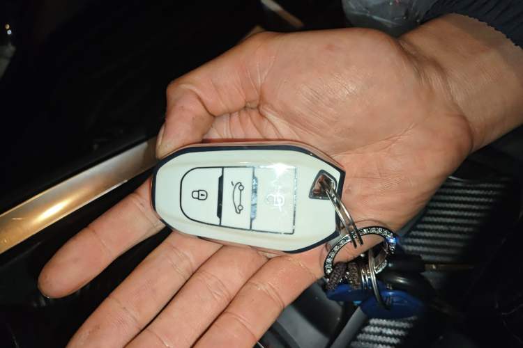 Used Peugeot 5008 2017 380THP 7-Seater Boundary-Free Edition Vehicle Key